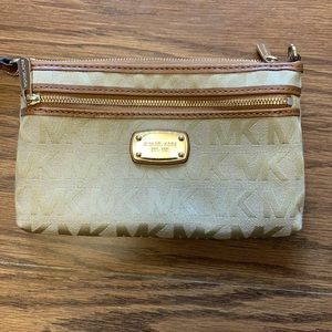 Michael Kors Wristlet